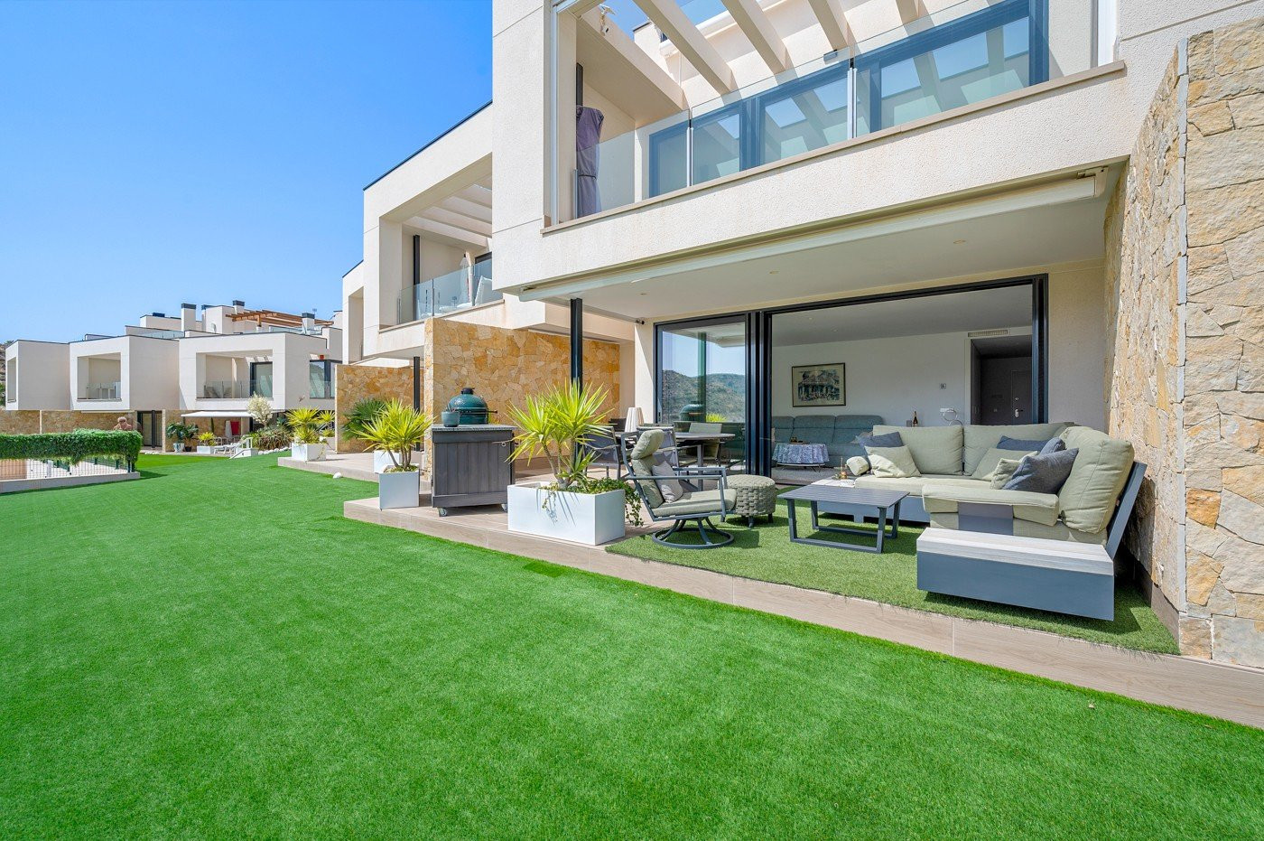 Apartment in Alicante - view 1