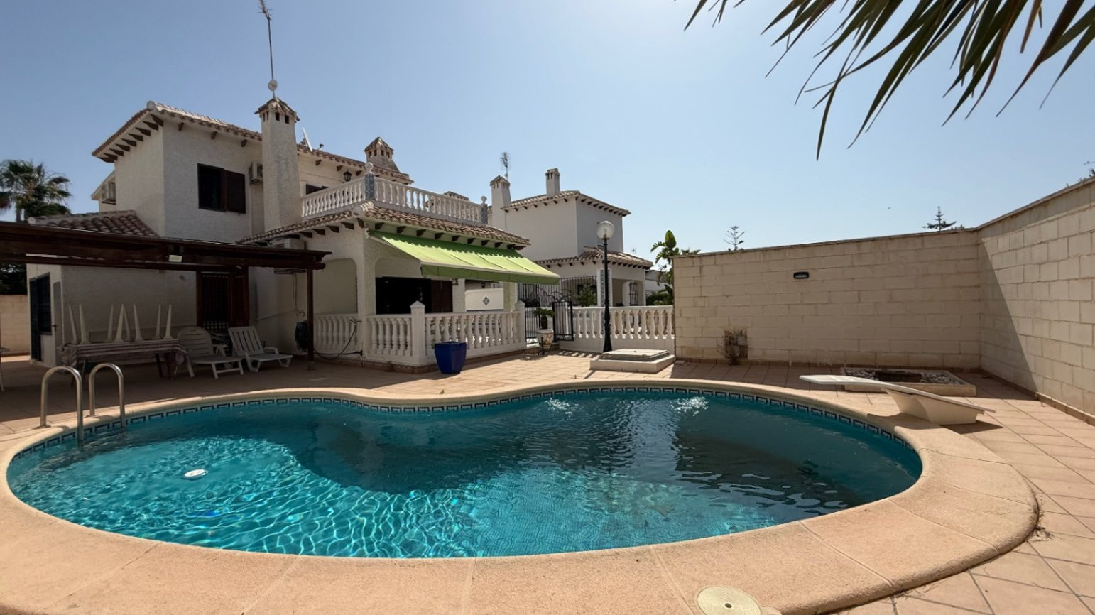 Villa in Urbanizacion los Balcones - view 1