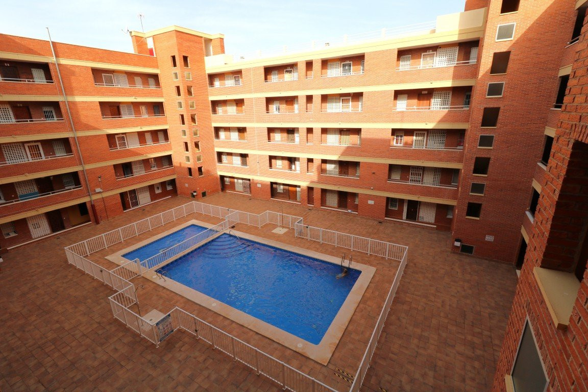 Apartment in Alicante - view 1