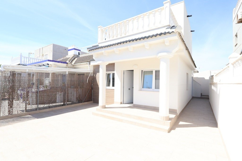 House in El Chaparral - view 1