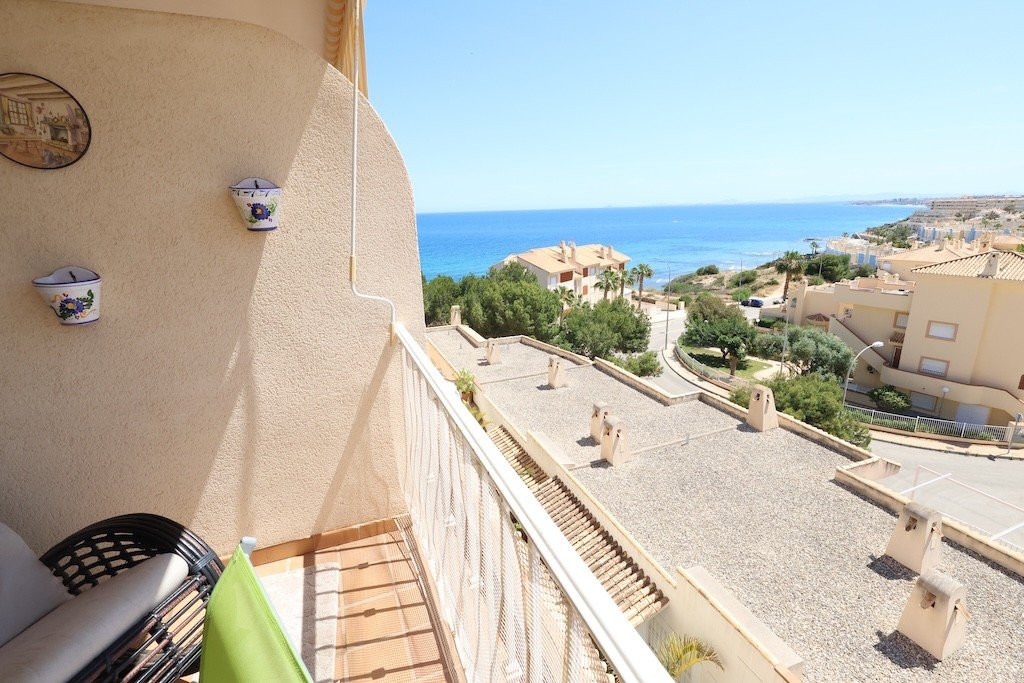 Apartment in Urbanizacion los Balcones - view 1