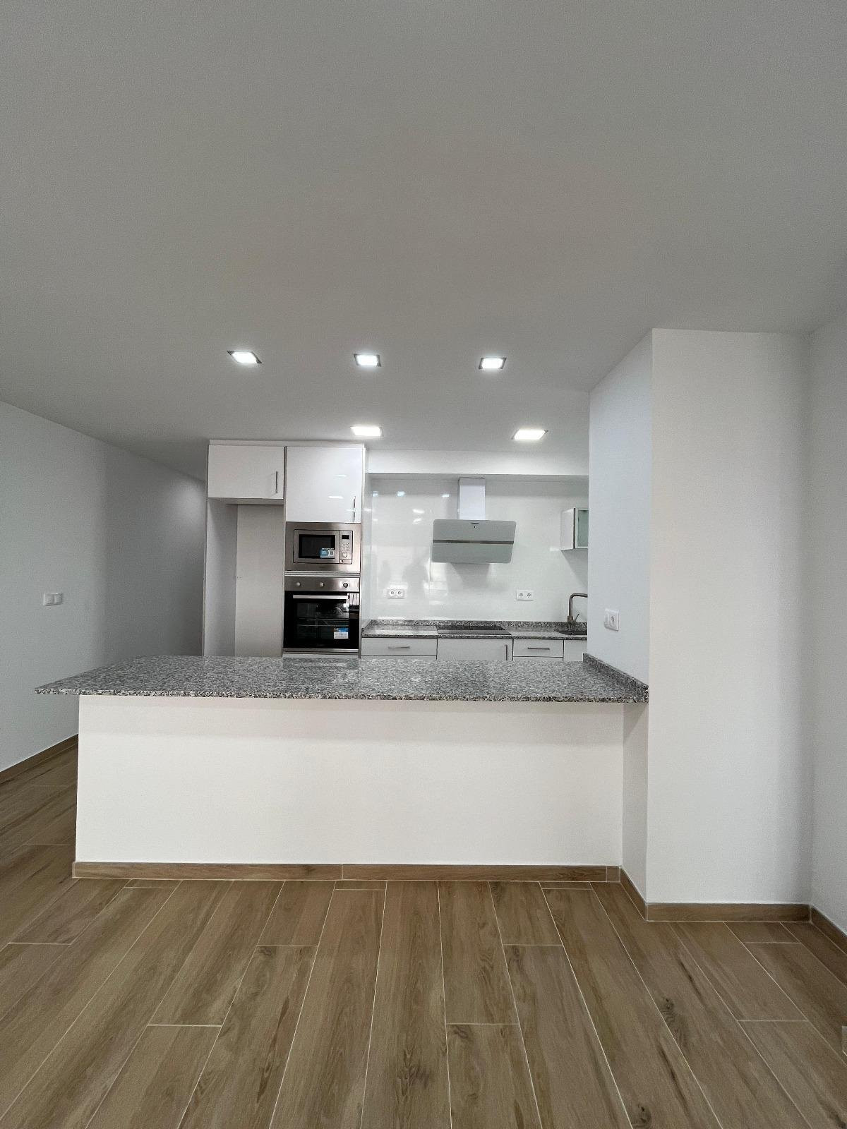 Apartment in Torrelamata - view 1
