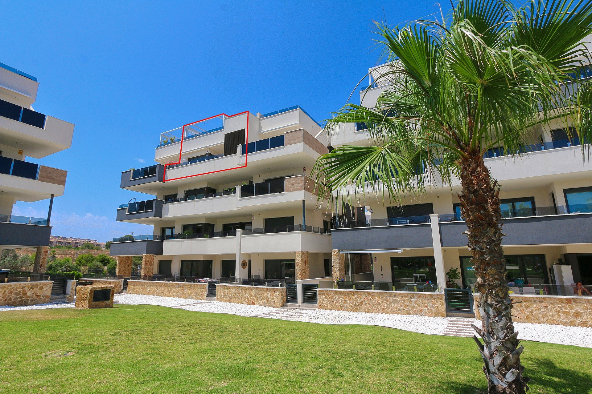 House in Alicante - view 1