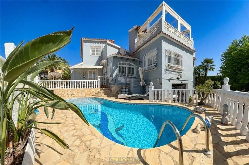 Villa in Calp - view 1