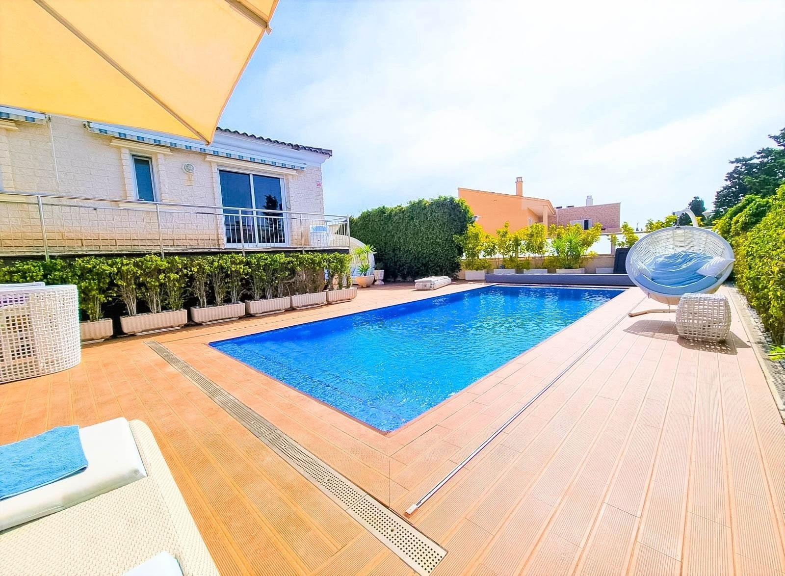 Villa in Alicante - view 1