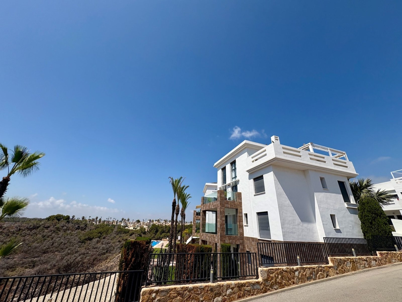 Apartment in Urbanizacion los Balcones - view 1