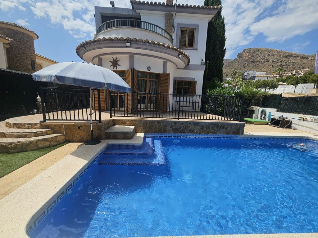 Villa in Sant Joan d'Alacant - view 1