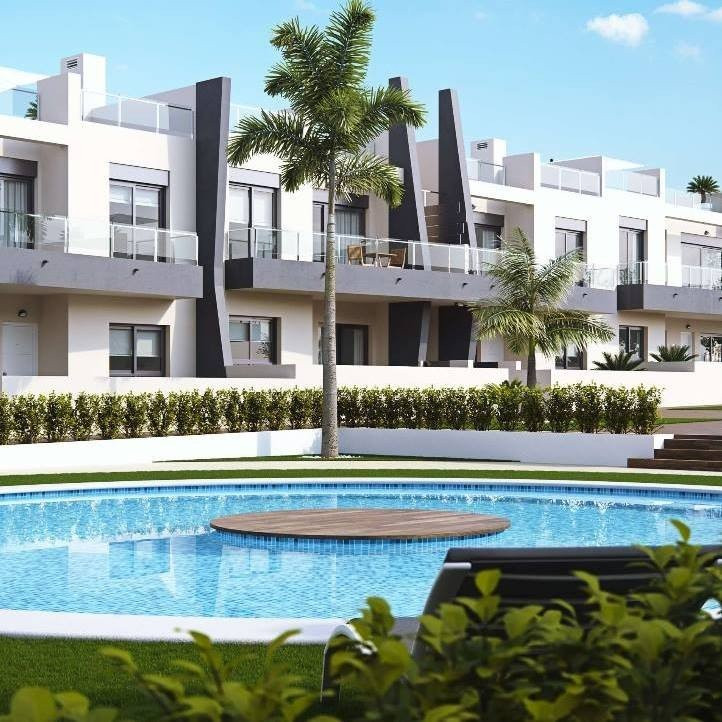 House in Pilar de la Horadada - view 1