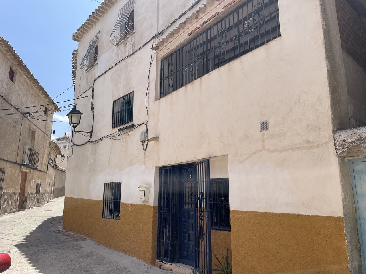 House in Cehegin - view 1