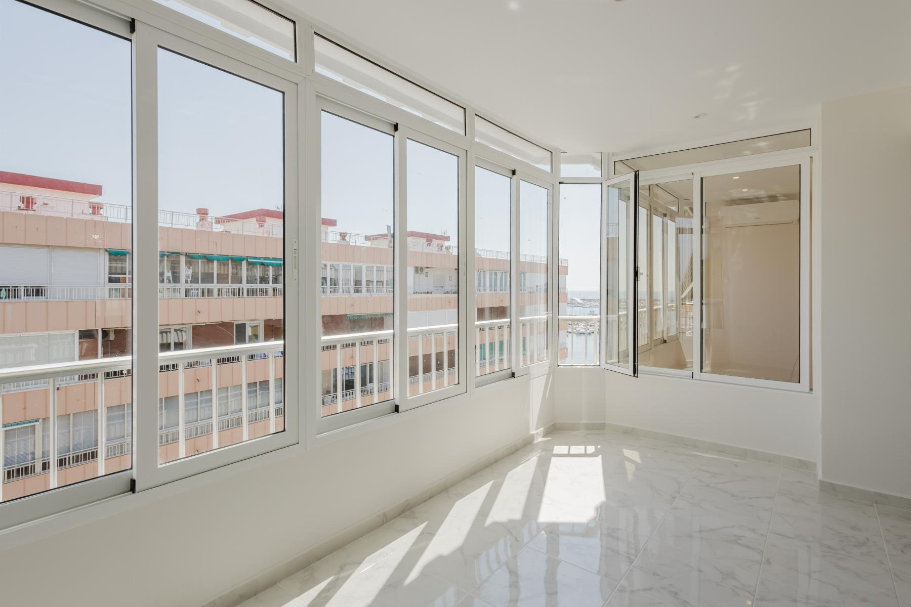 Apartment in Torrevieja - view 1