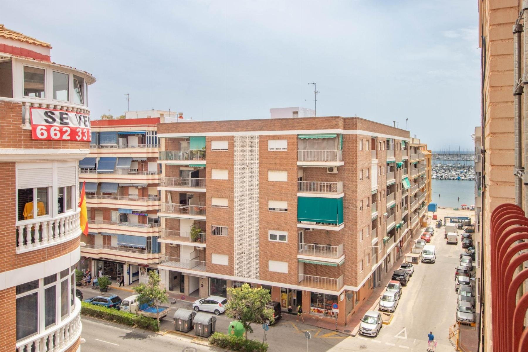 Apartment in Torrevieja - view 1