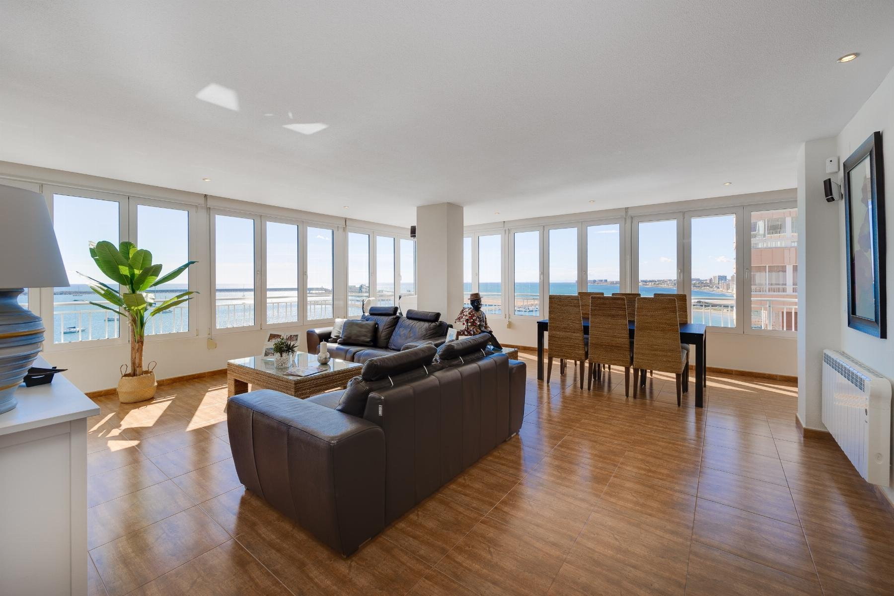 Apartment in Torrevieja - view 1