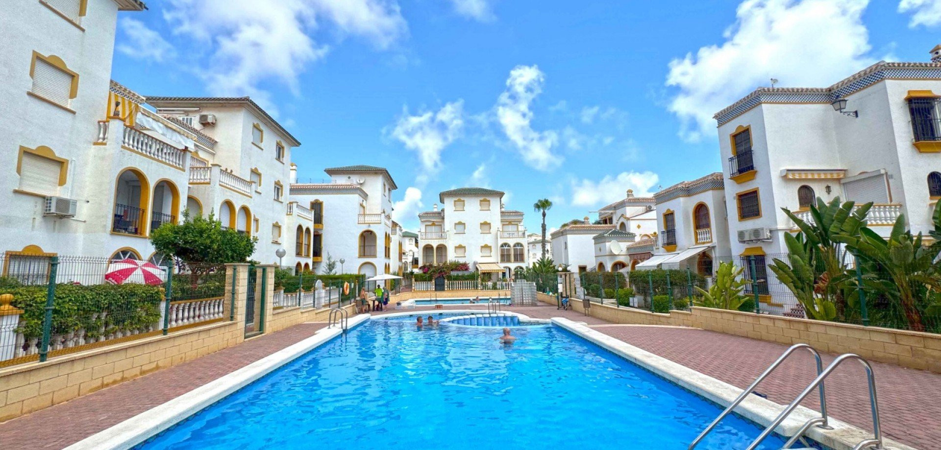 Apartment in Torrevieja - view 1