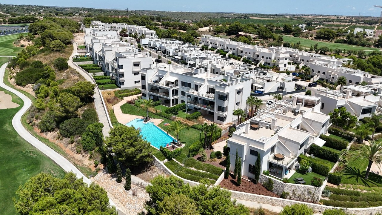 Apartment in Alicante - view 1