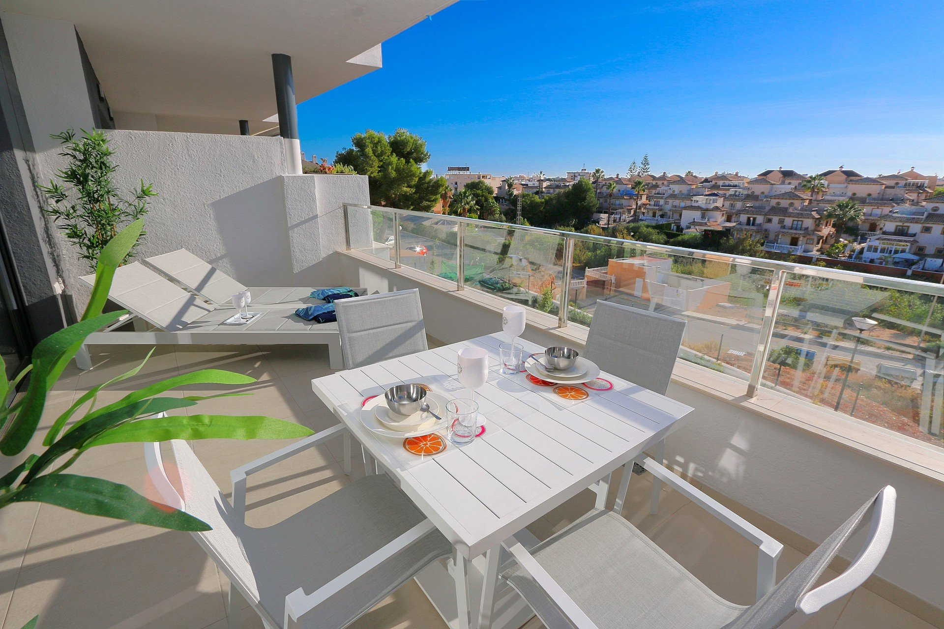 Apartment in Urbanizacion los Balcones - view 1