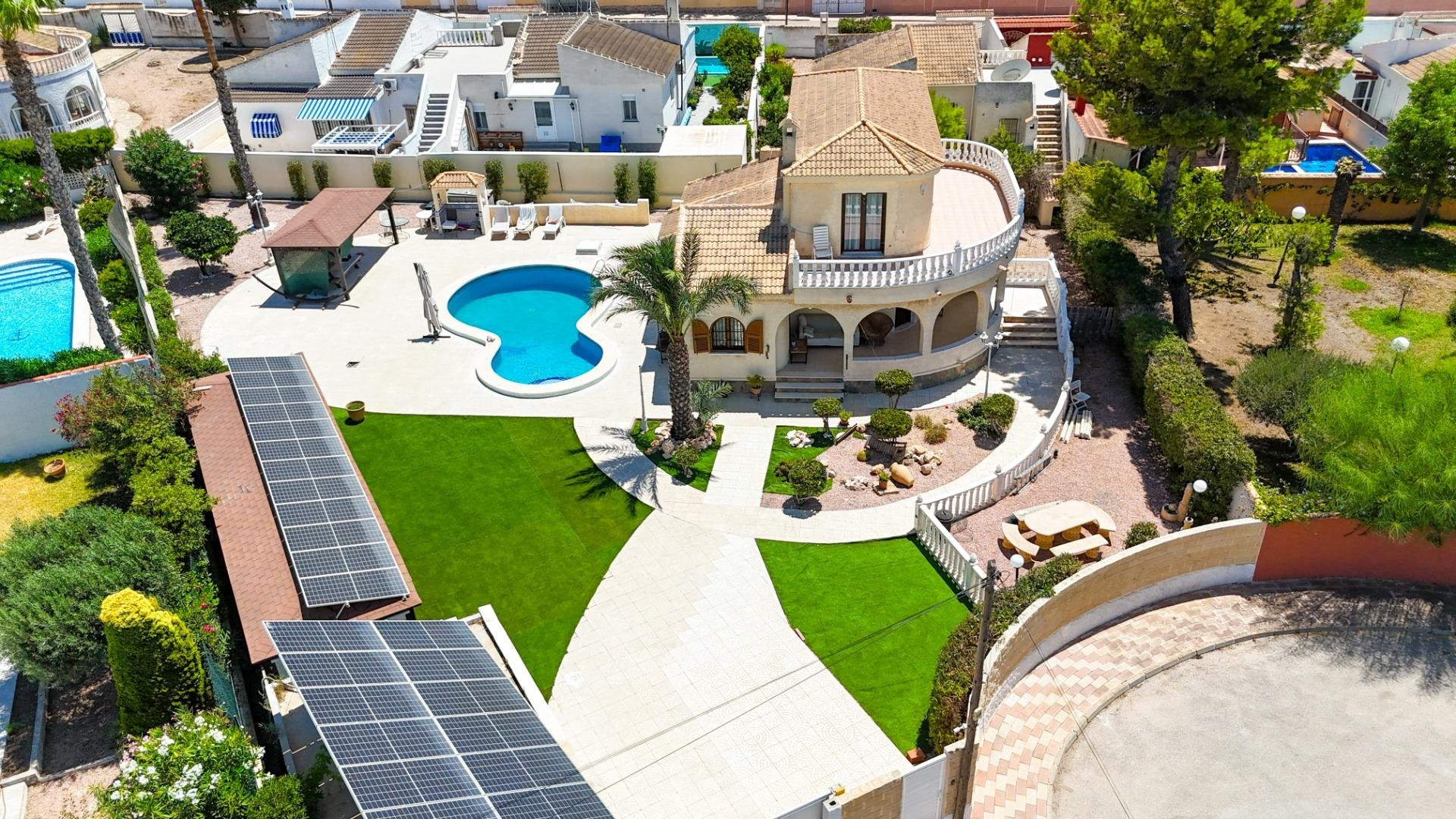 Villa in El Chaparral - view 1