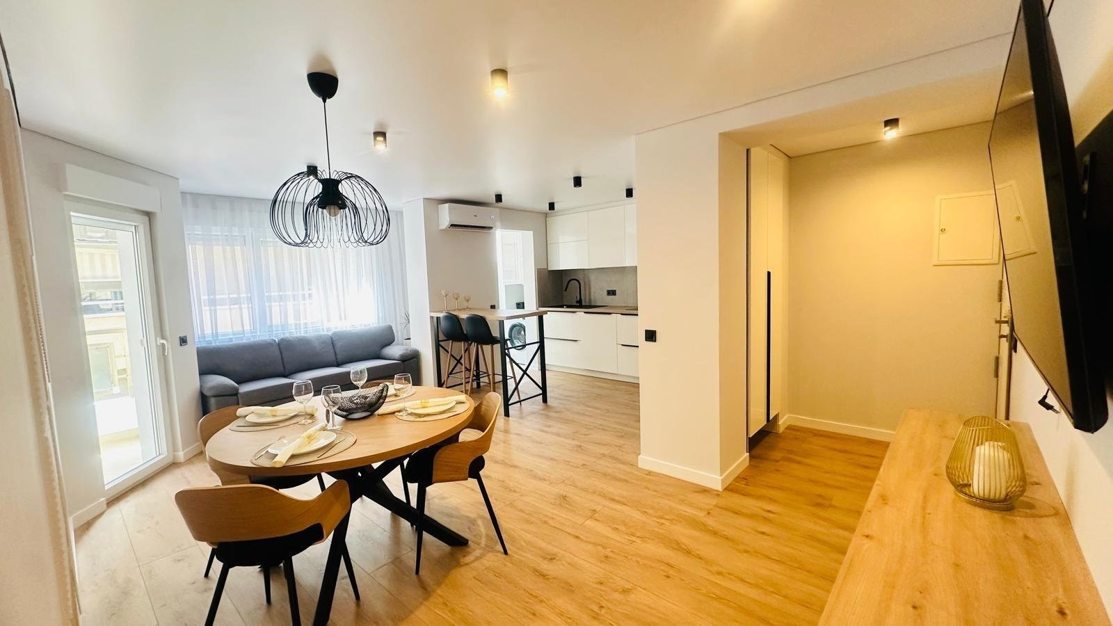 Apartment in Alicante - view 1