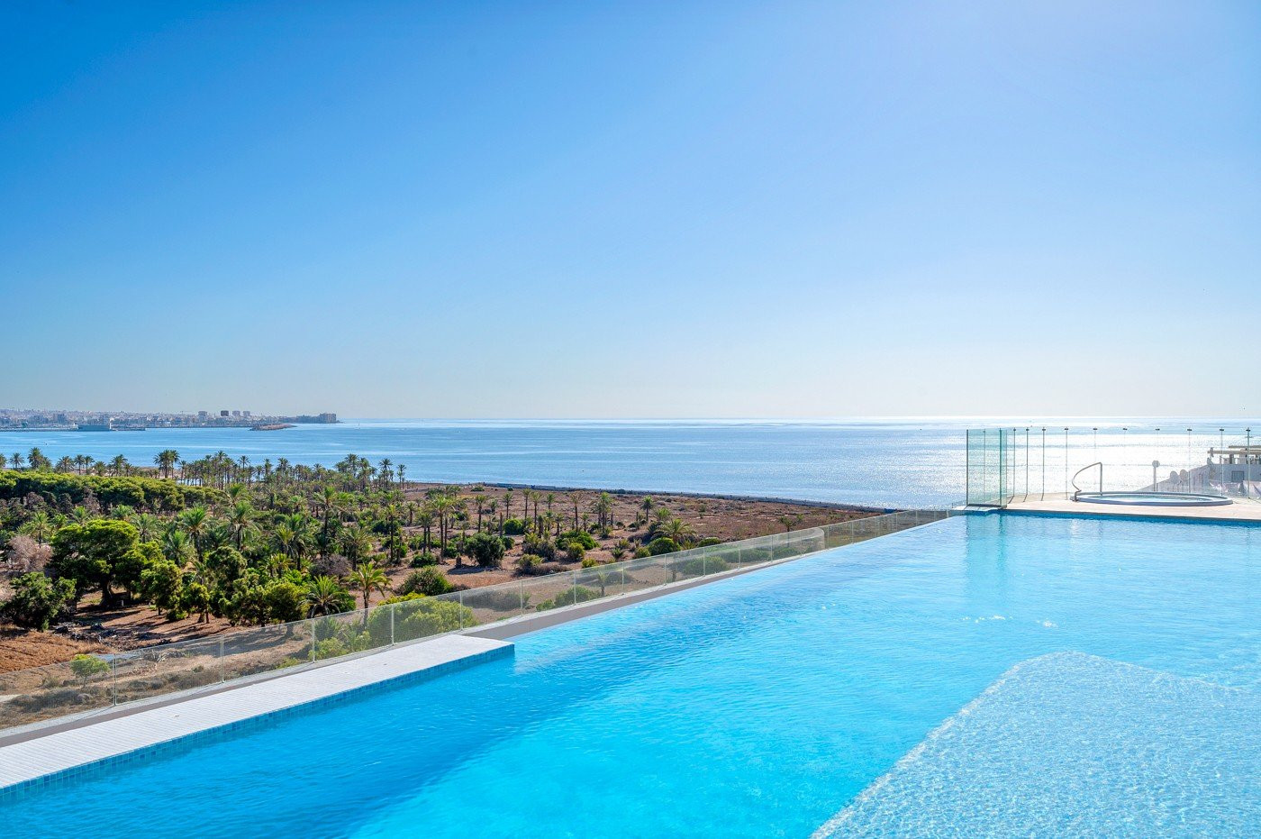 Apartment in Alicante - view 1