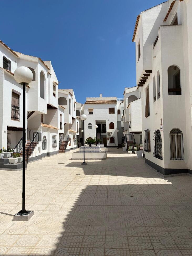 Apartment in Torrevieja - view 1