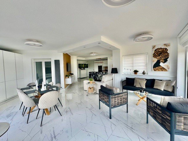 Apartment in Santa Cruz - view 1