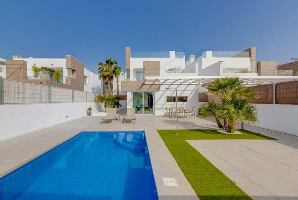 Villa in Ciudad Quesada - view 1