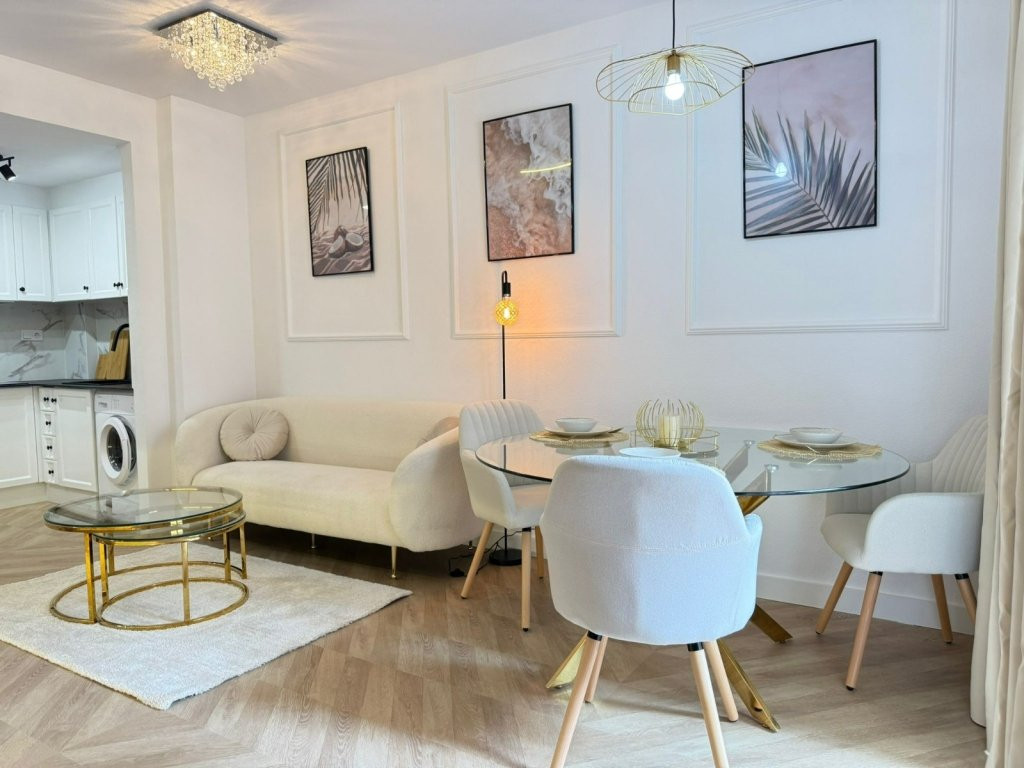 Apartment in Alicante - view 1