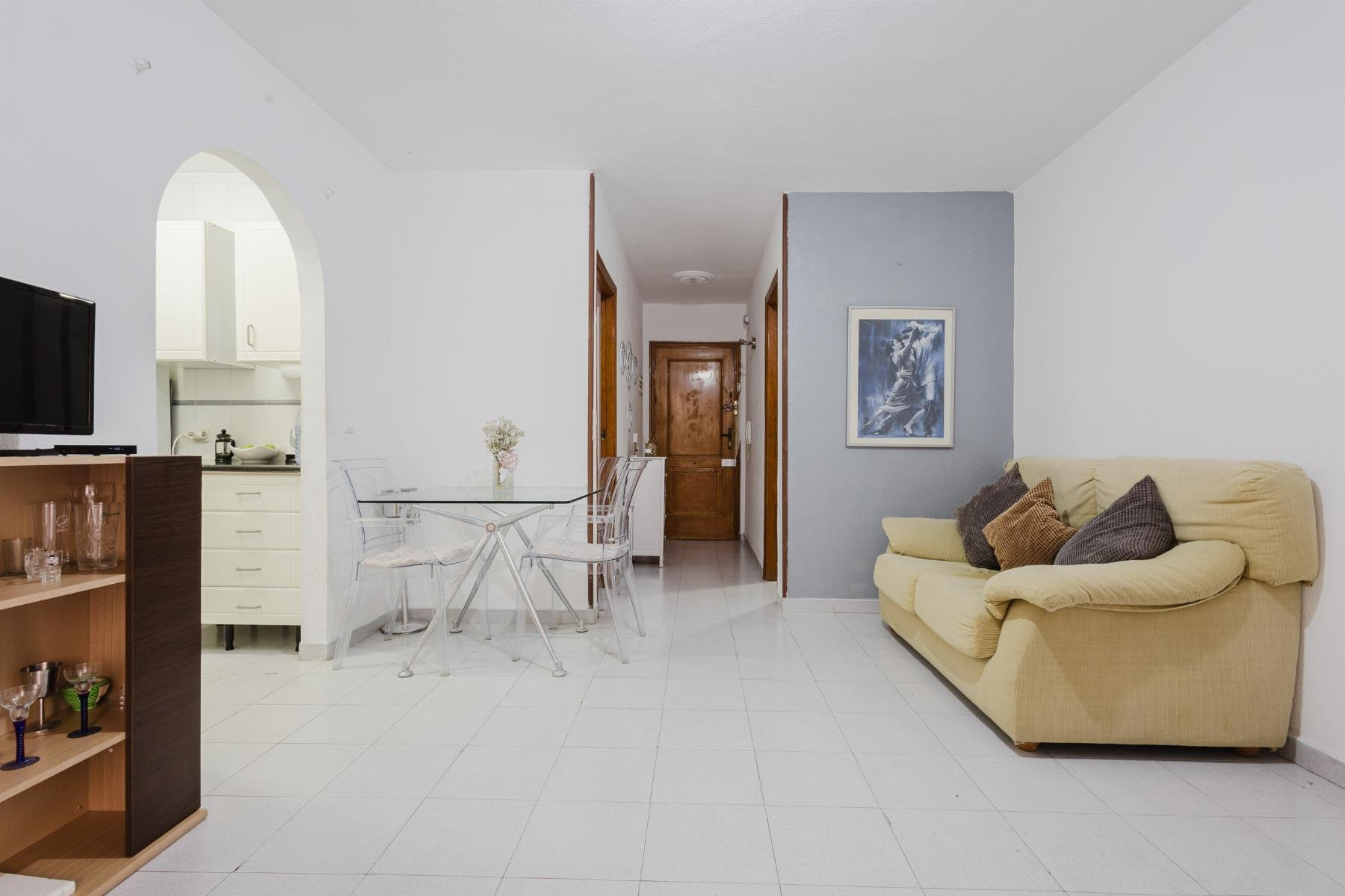 Apartment in Alicante - view 1