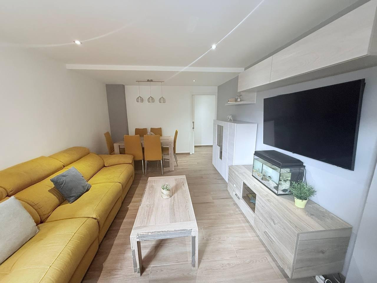 Apartment in Alicante - view 1