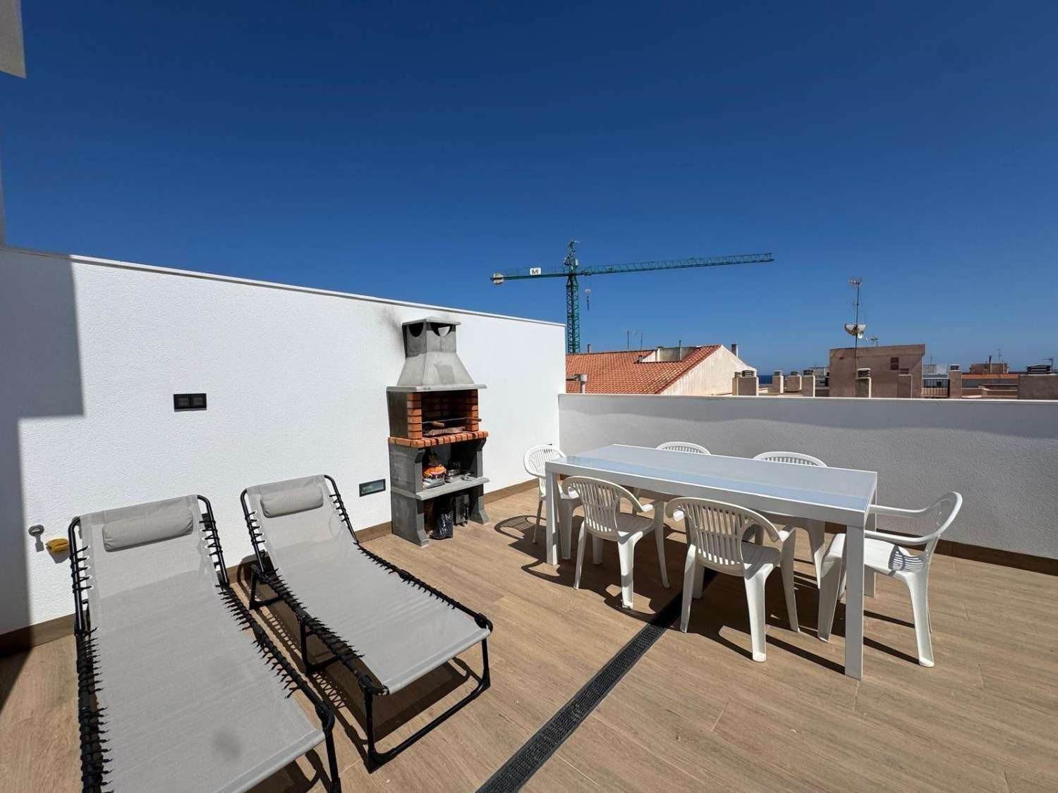 Apartment in Alicante - view 1