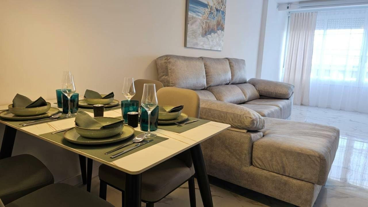 Apartment in Alicante - view 1