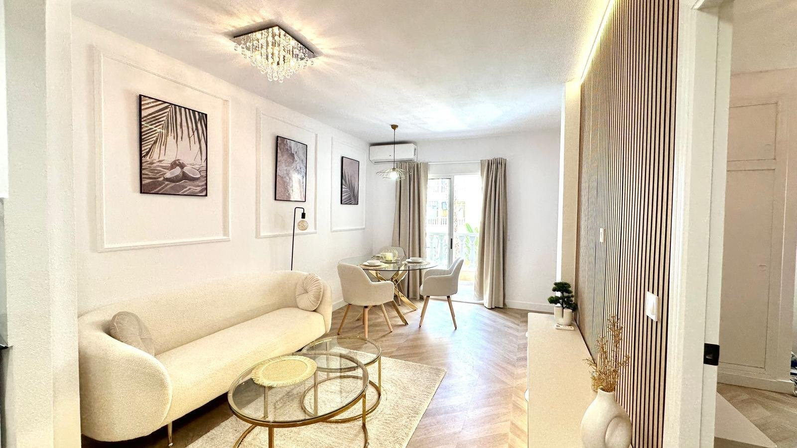 Apartment in Alicante - view 1