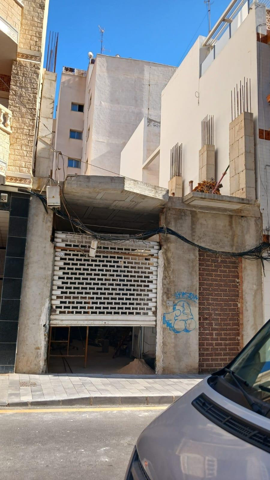 House in Alicante - view 1