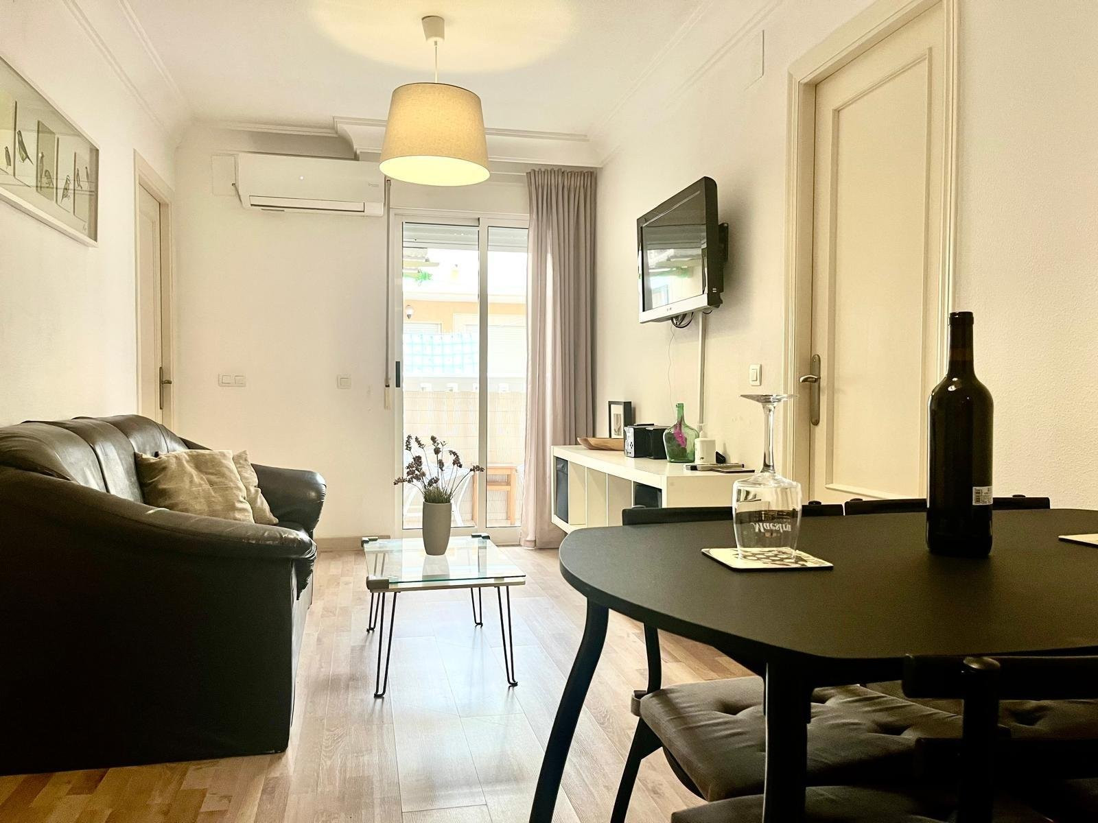 Apartment in Alicante - view 1
