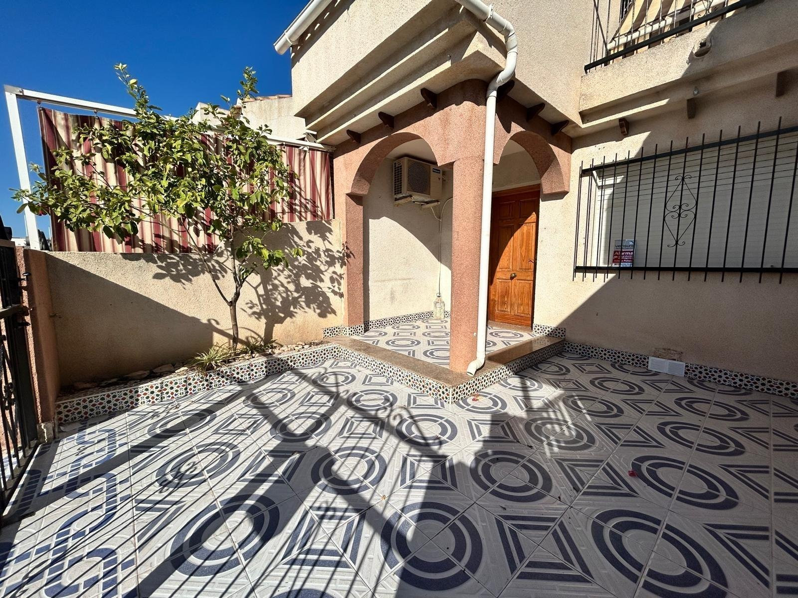 Apartment in Santa Cruz - view 1