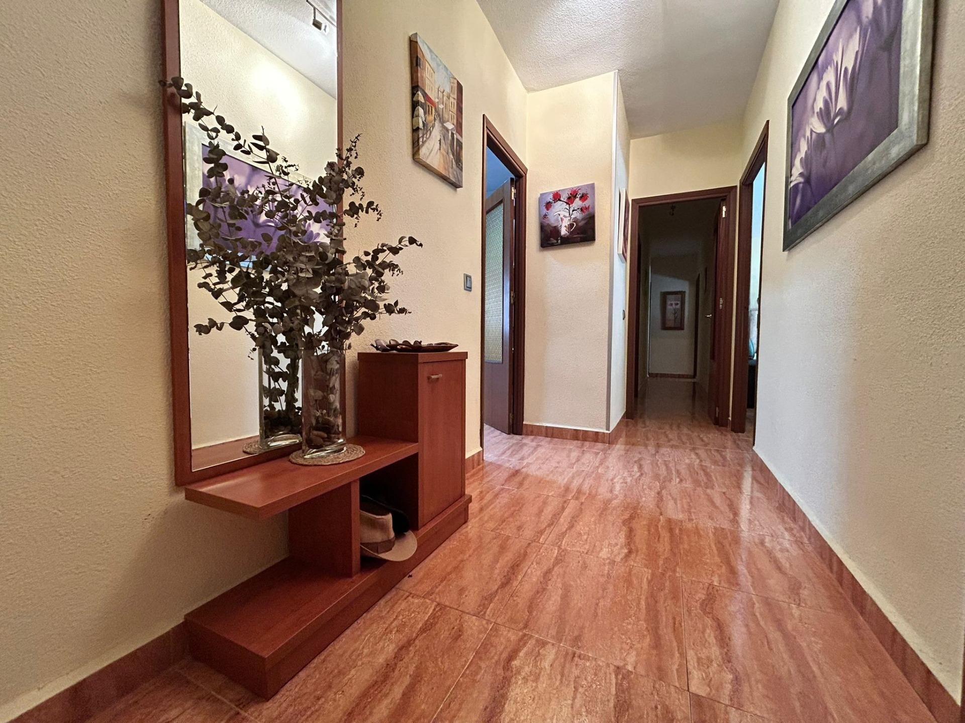 Apartment in Santa Cruz - view 1