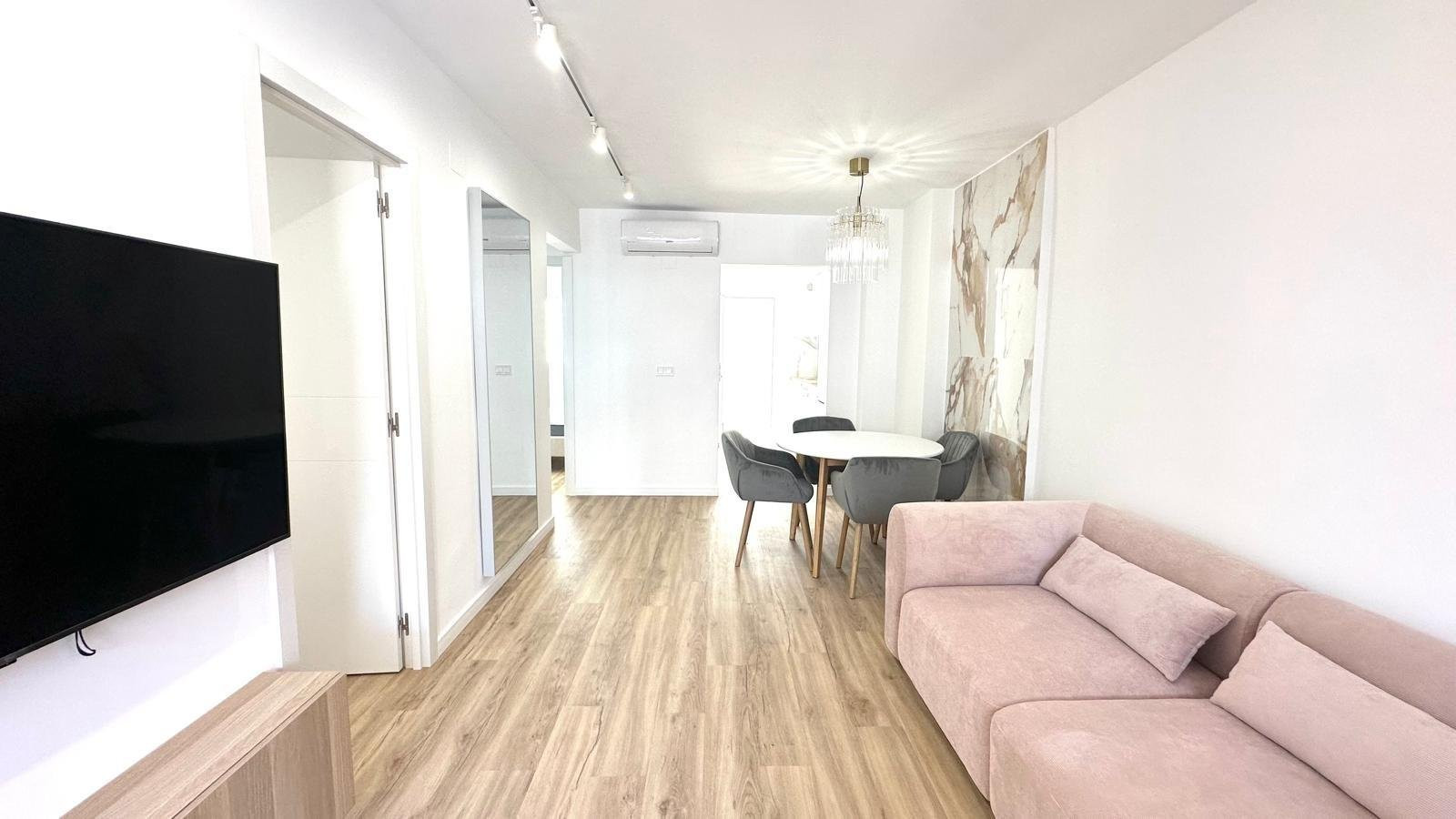 Apartment in Alicante - view 1