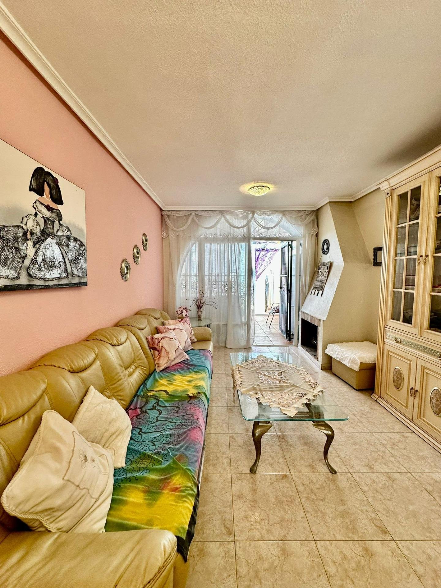 House in Alicante - view 1