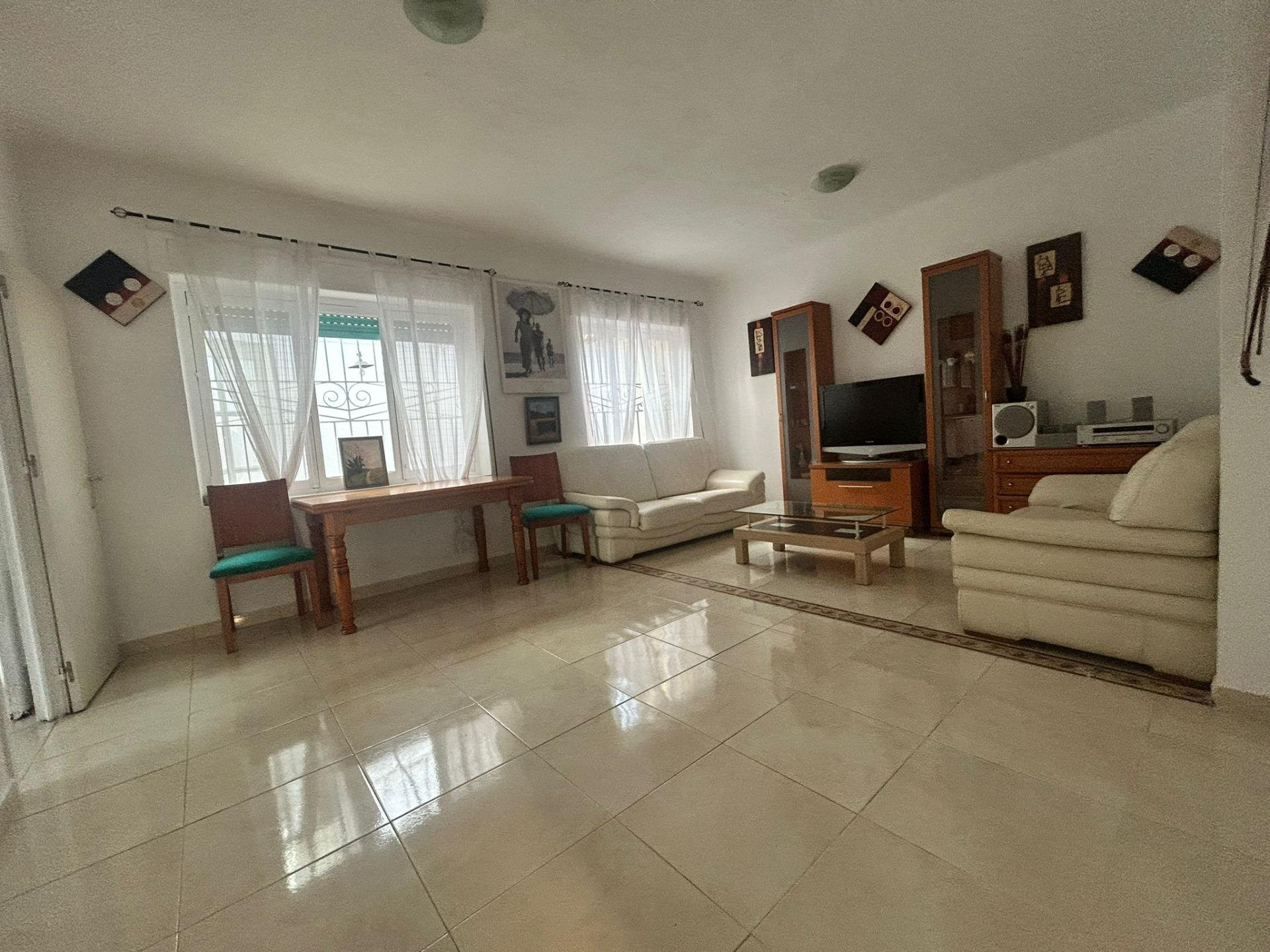 House in Santa Cruz - view 1