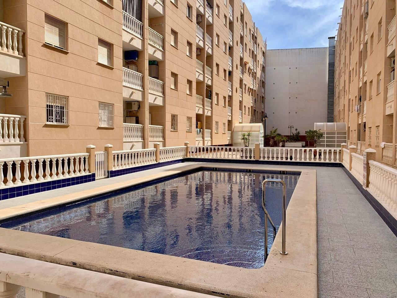 Apartment in Torrevieja - view 1