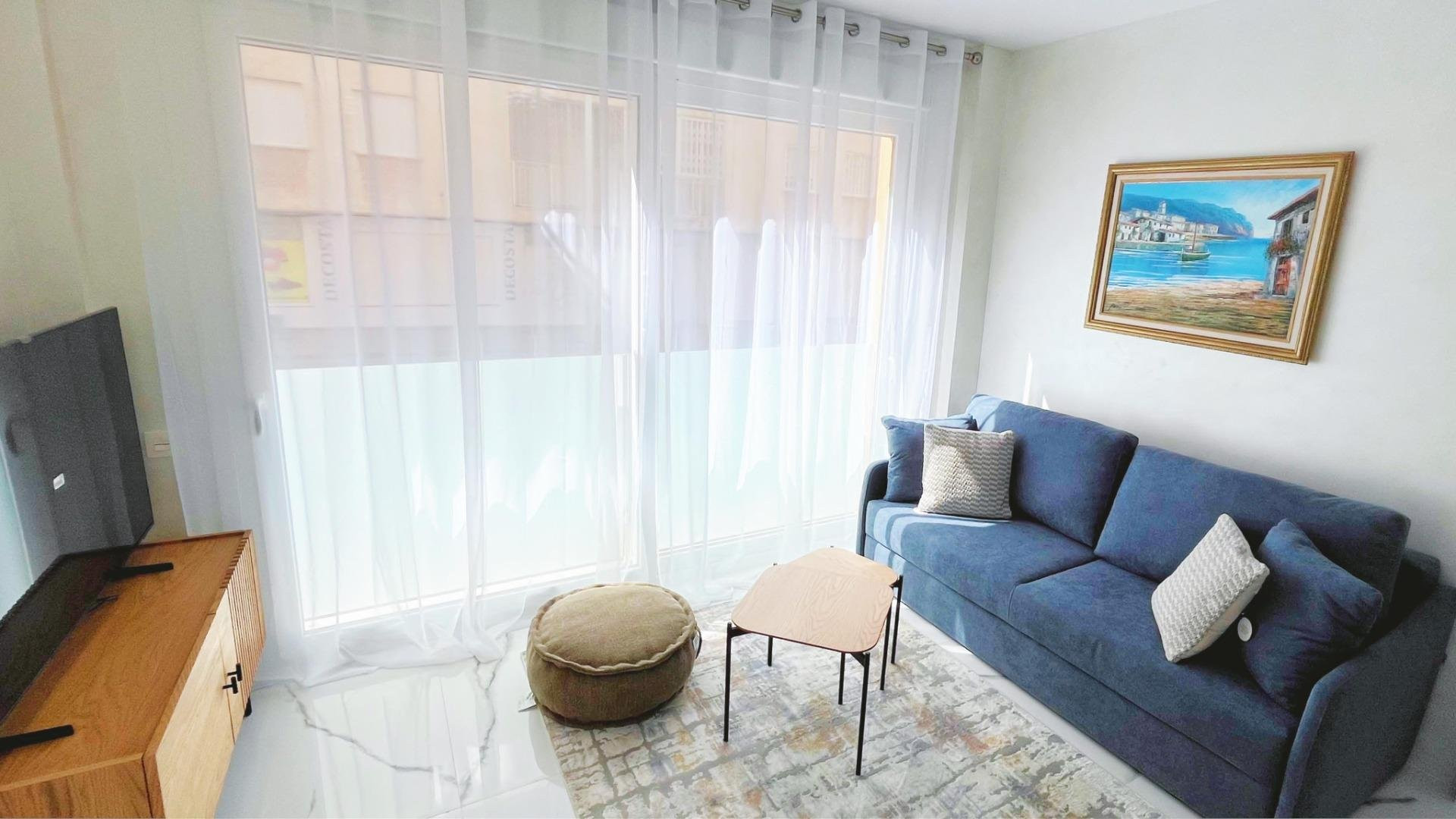 Apartment in Alicante - view 1
