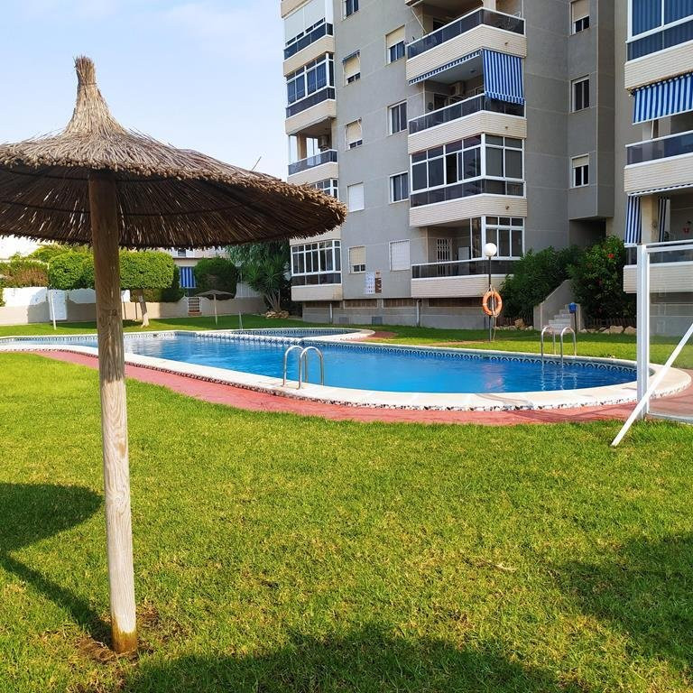 Apartment in Alicante - view 1