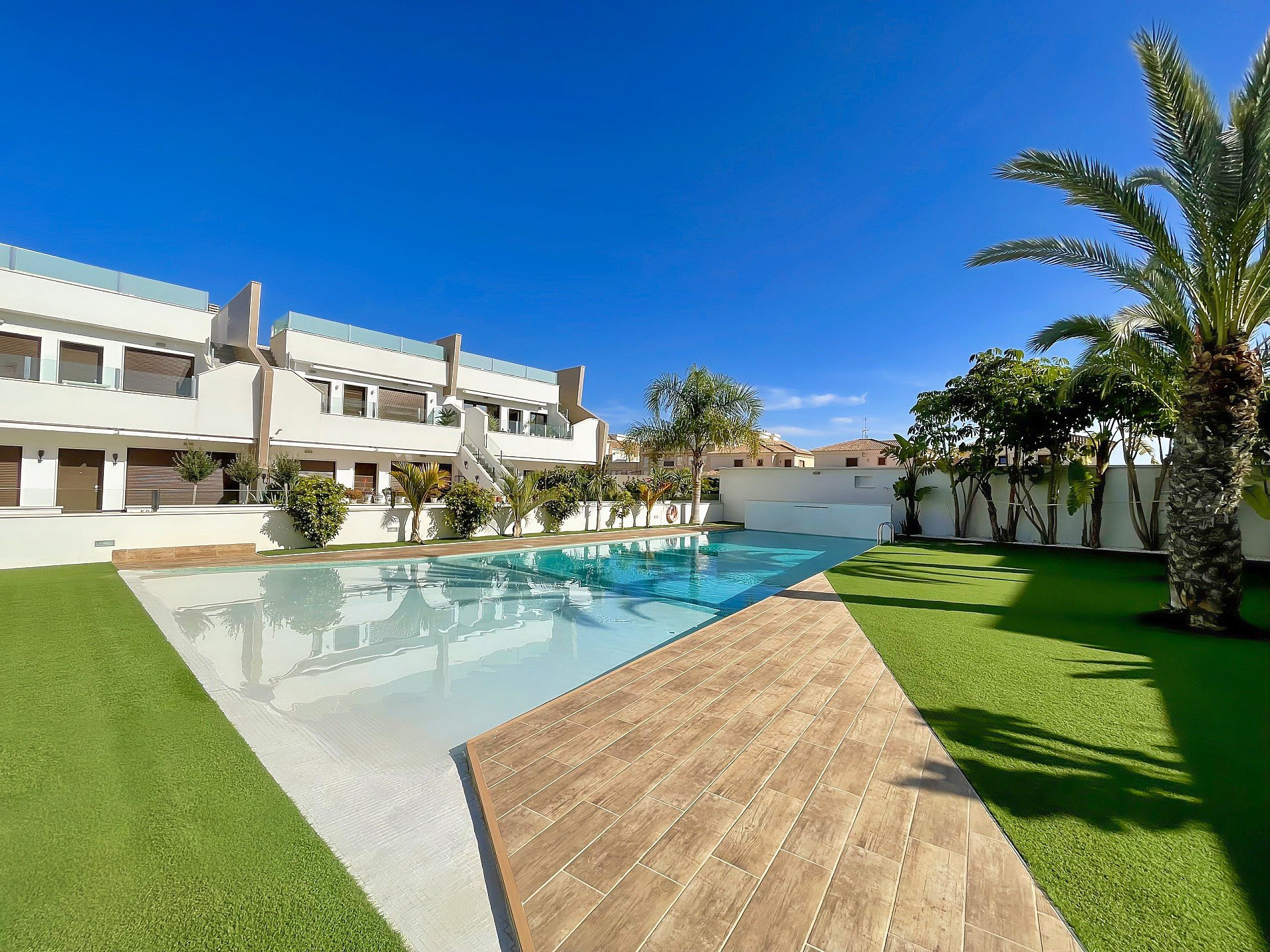 Apartment in Alicante - view 1