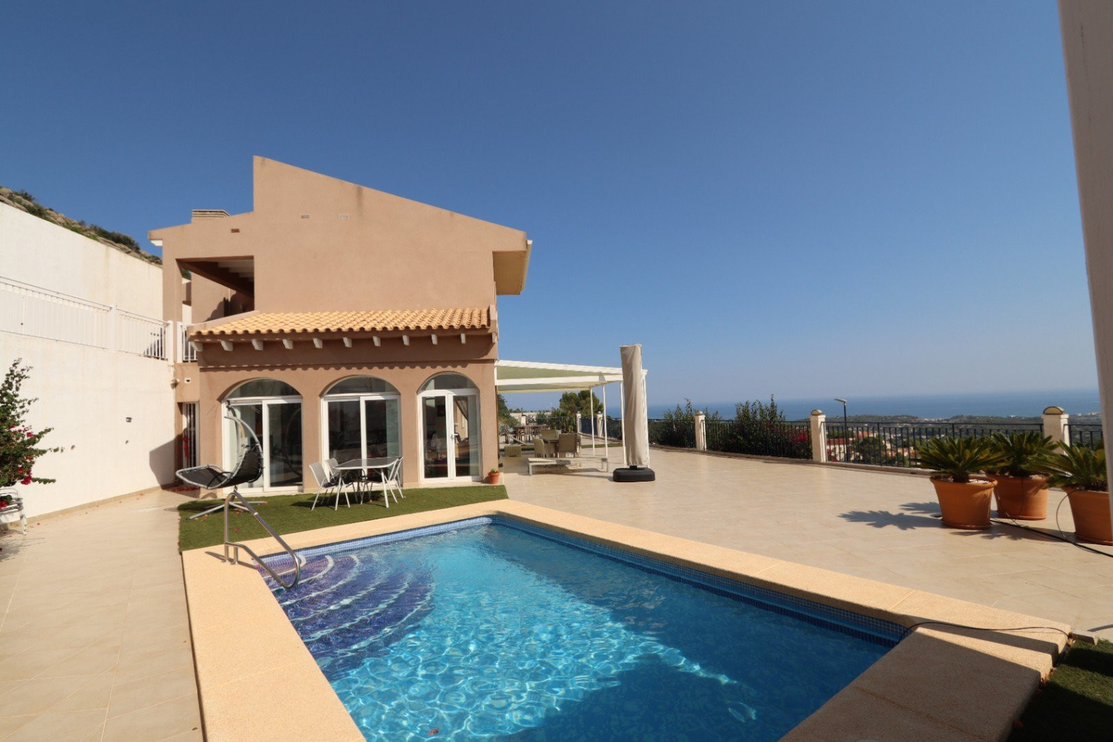 Villa in Altea - view 1