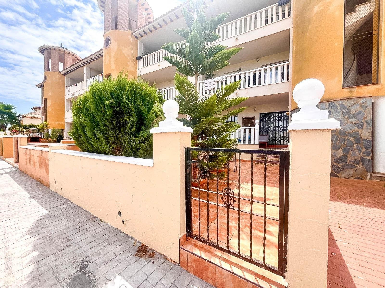 House in Torrevieja - view 1