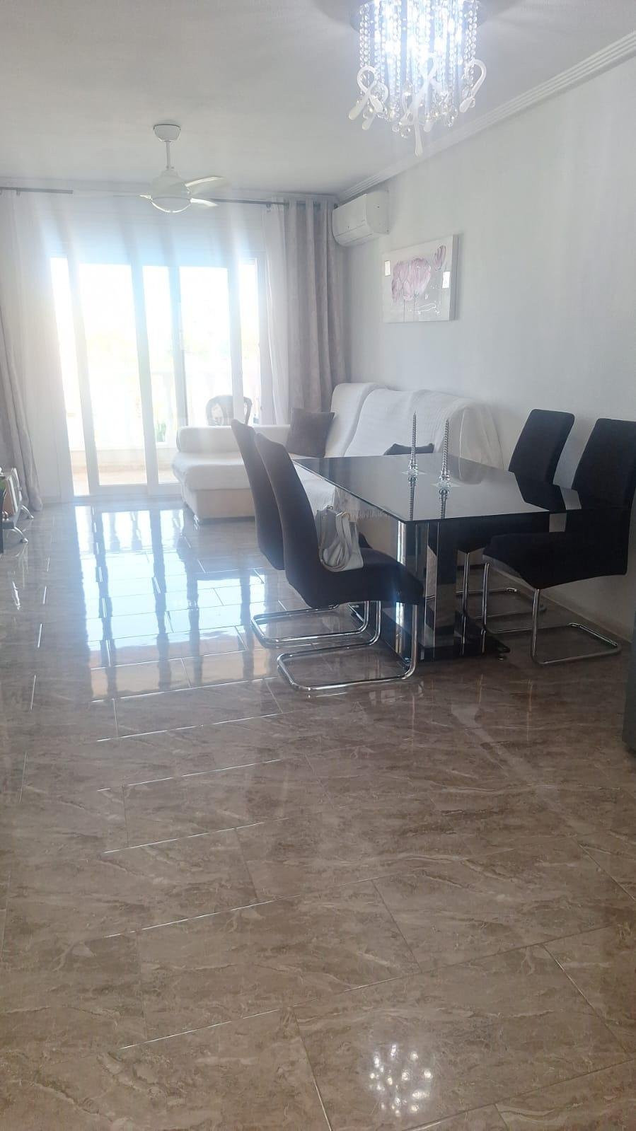 Apartment in Playas de Orihuela - view 1