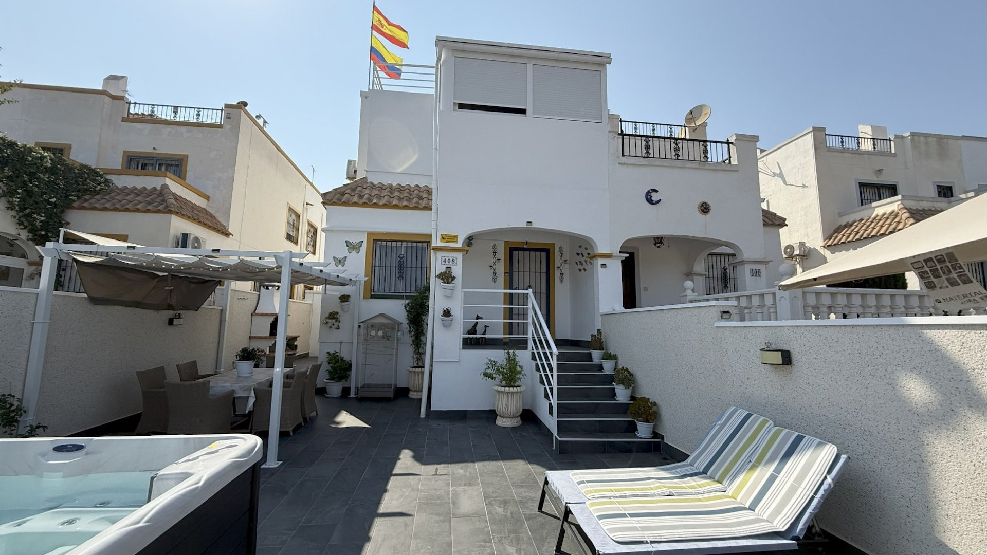 Villa in Urbanizacion los Balcones - view 1