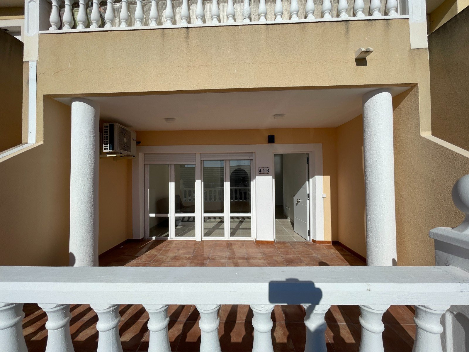 Apartment in Alicante - view 1