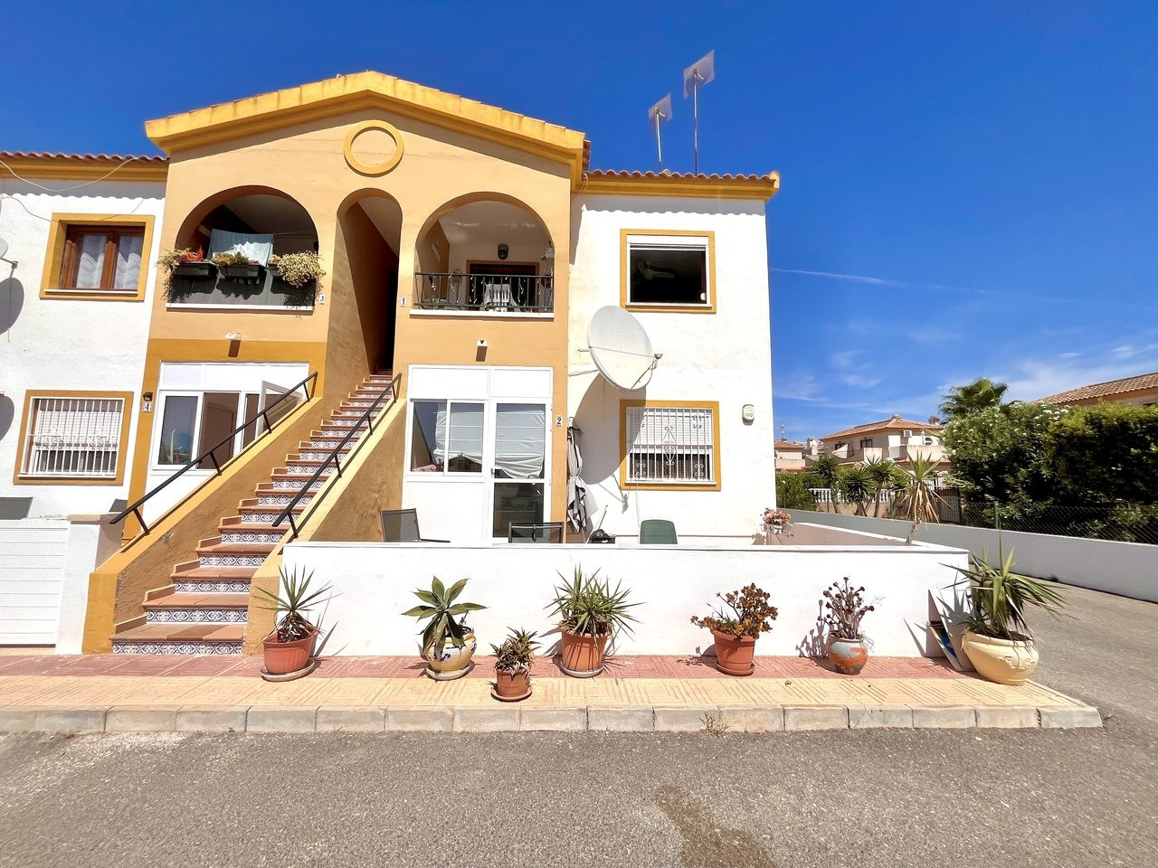 Apartment in Urbanizacion los Balcones - view 1