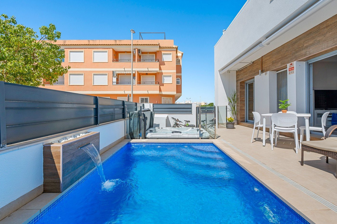 House in Formentera de Segura - view 1