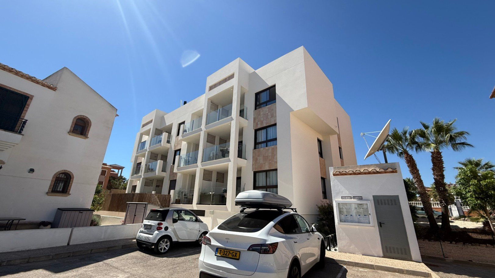 Apartment in Urbanizacion los Balcones - view 1